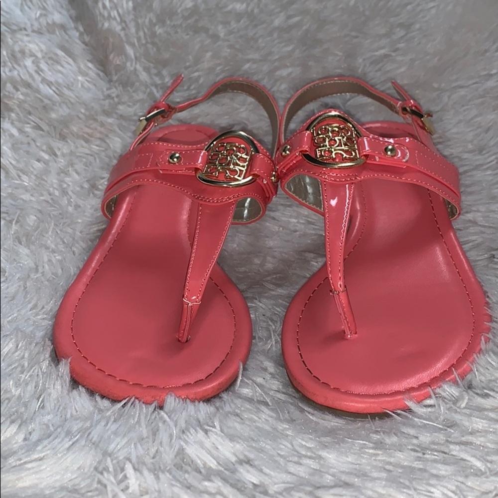 Liz Claiborne Salmon with gold accents sandals